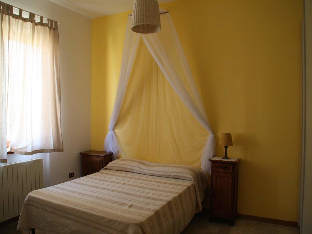Cristina B&B Sassoferrato Habitación foto